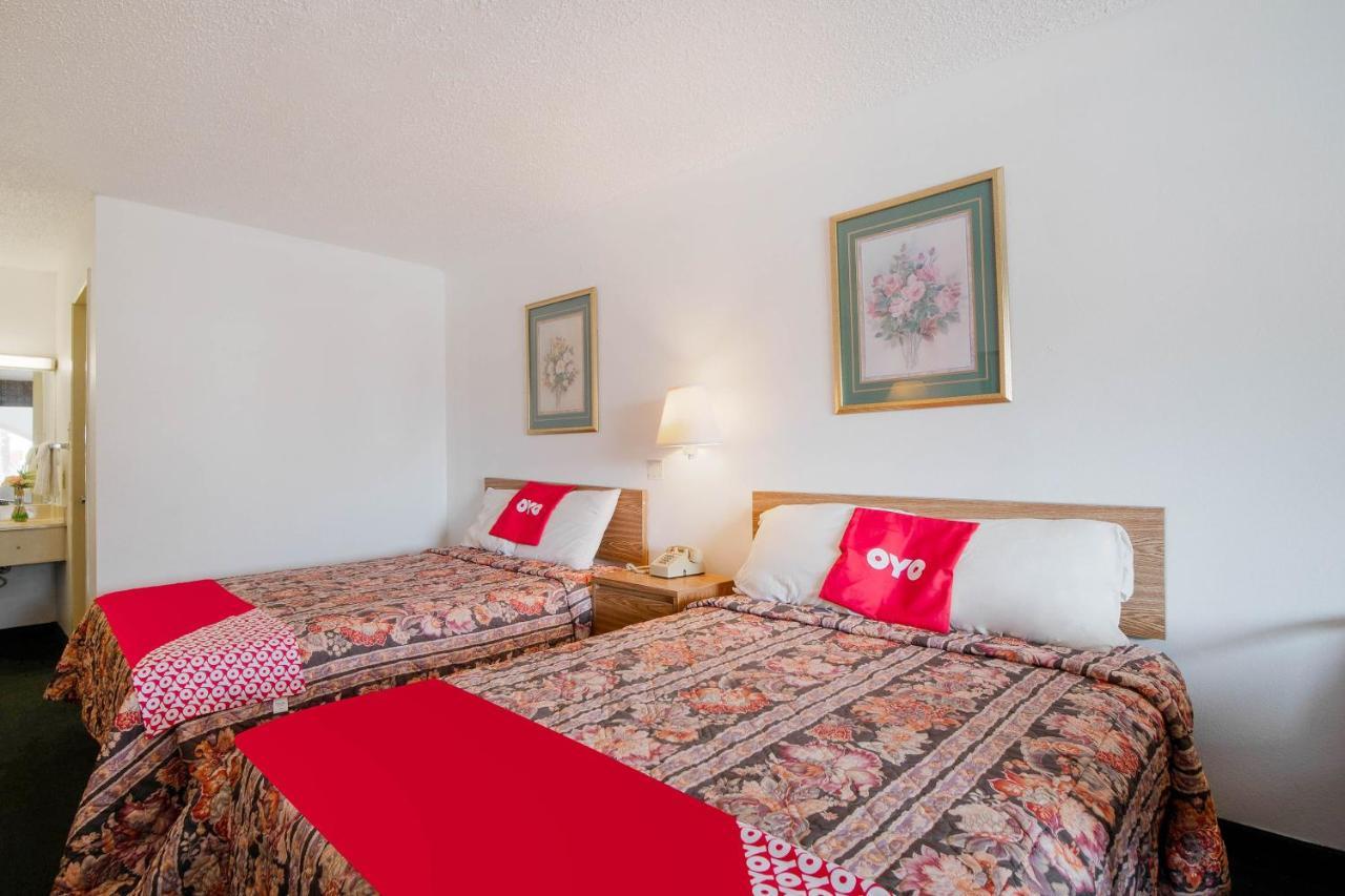 Hotel O Houston East Channelview I-10 المظهر الخارجي الصورة